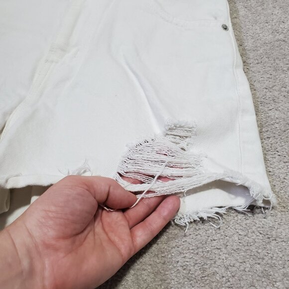 LEVI'S High Waisted Mom Jean Shorts 3" Distressed 100% Cotton White Women's 25 - Picture 5 of 15